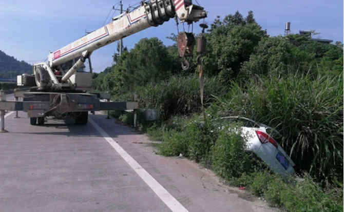 霍林郭勒重载吊车救援